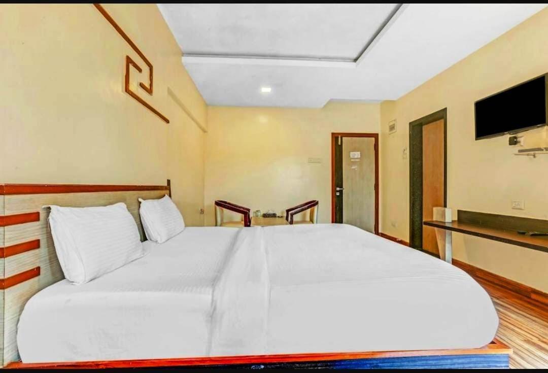Praveen Mumbai